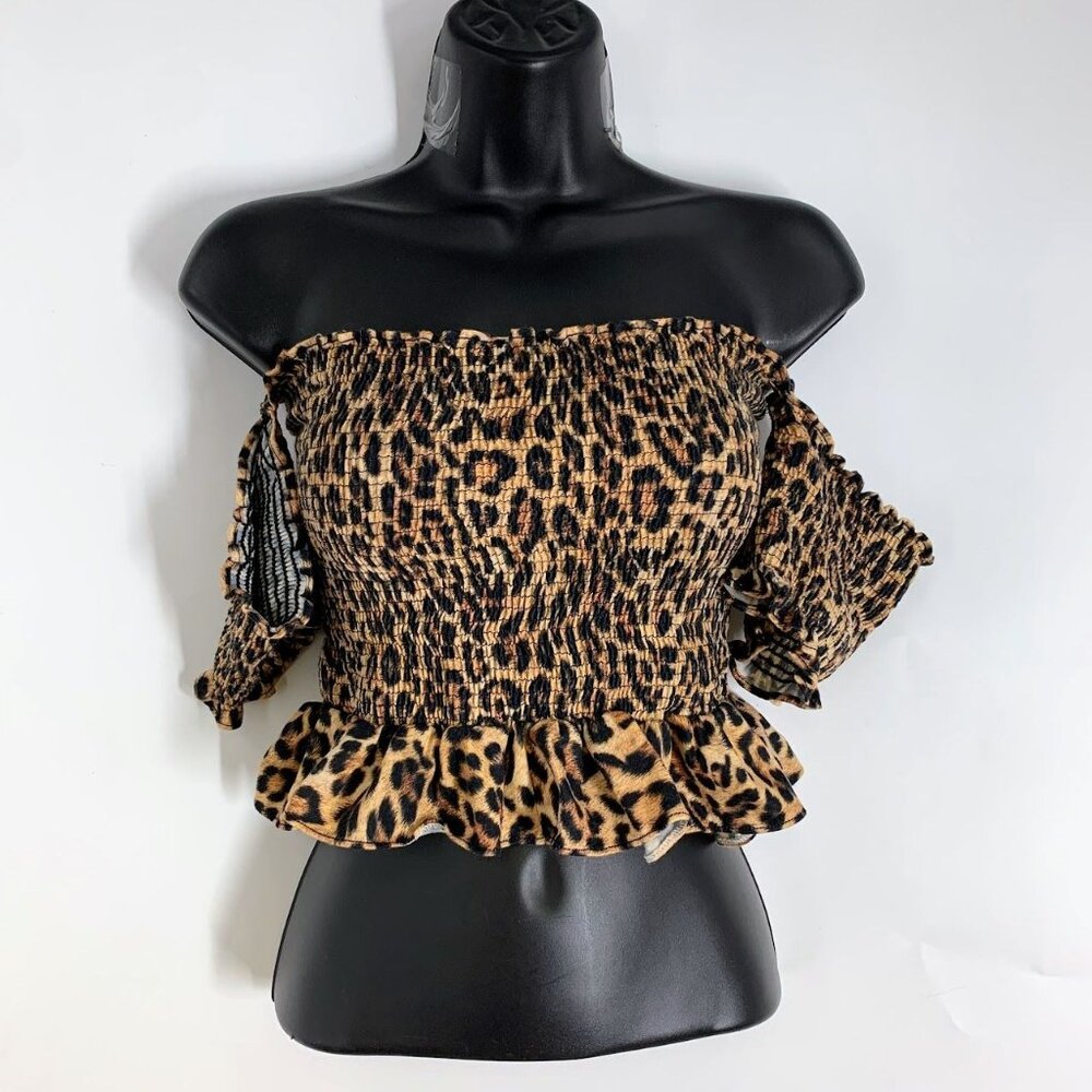Peixoto Women's Off Shoulder‎ Animal Print Cropped Off Shoulder Top Size M